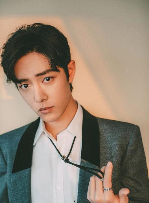 陈飞宇和肖战吃瓜娱乐